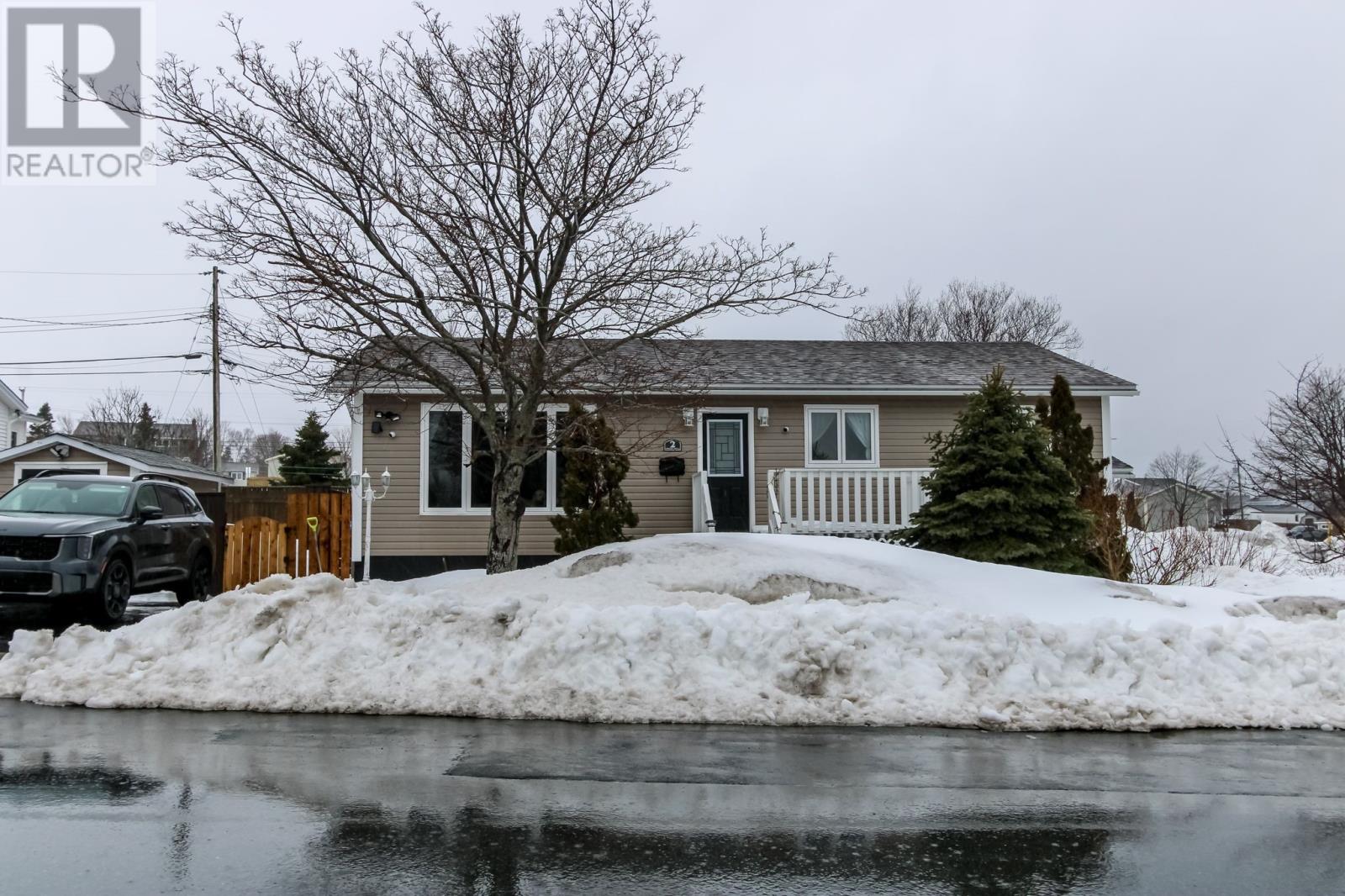 2 Earhart Street