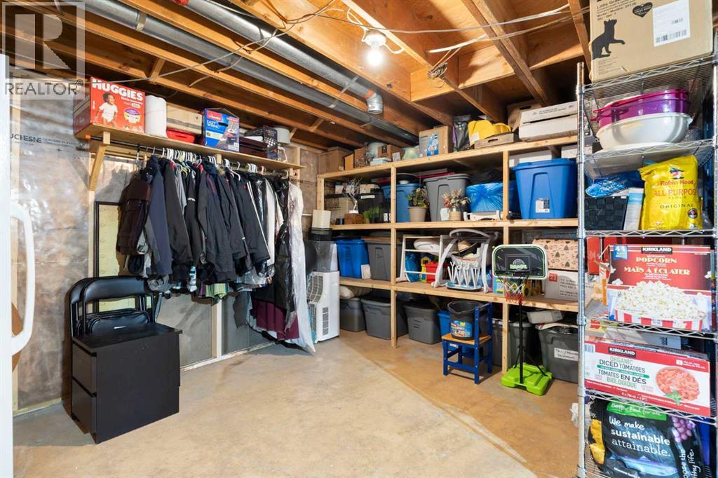 Single Family House 4 Level for Sale in  Ranchview Circle NW Ranchlands Calgary 