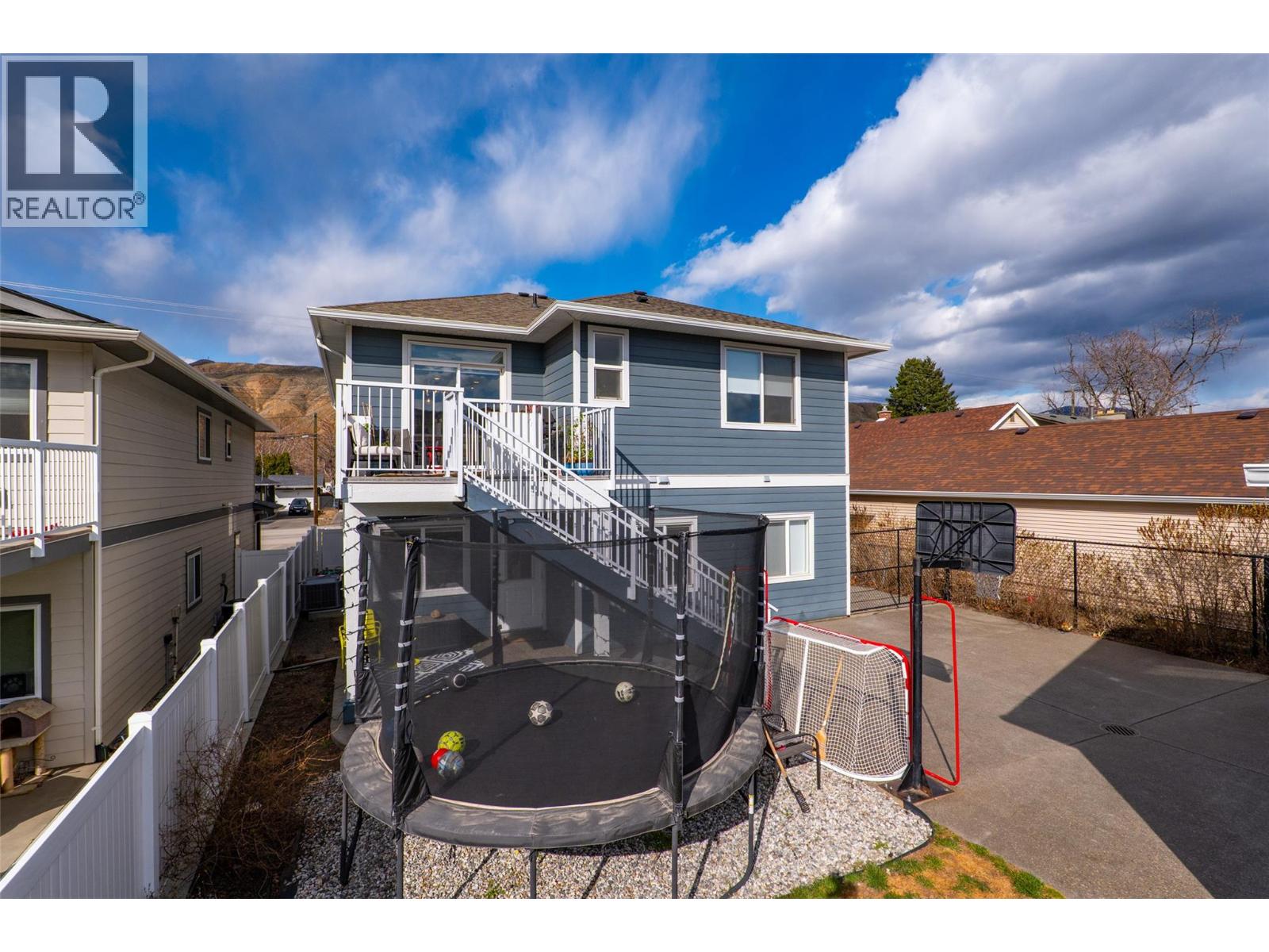 2355 Parkcrest Avenue - 21