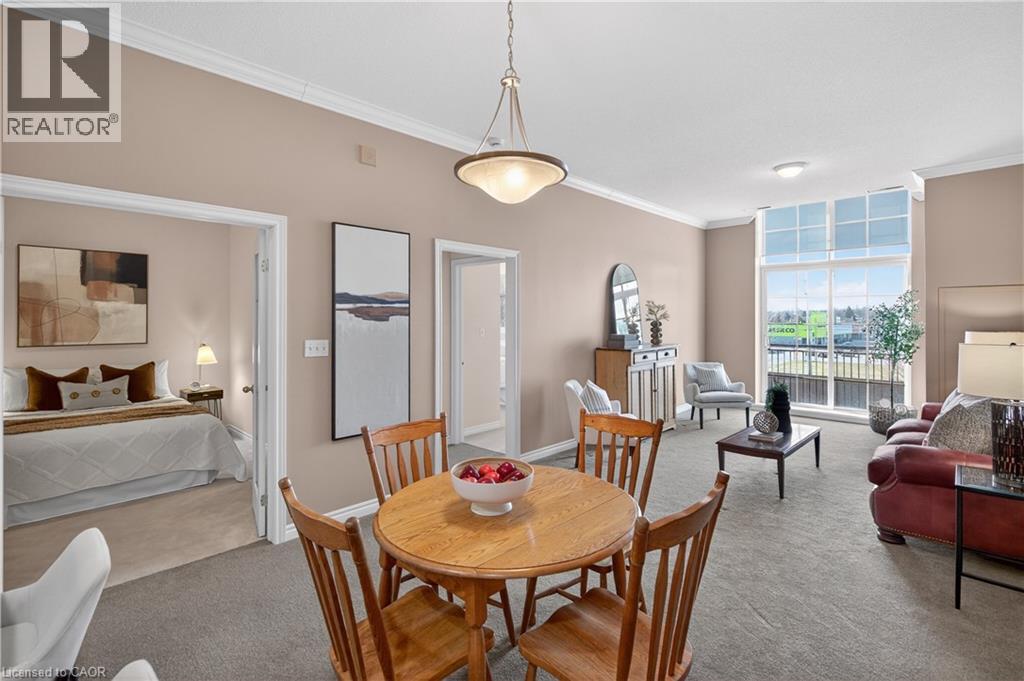 #320 262 DUNDAS Street E - 14