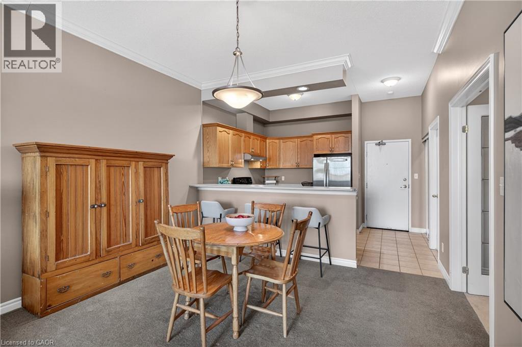 #320 262 DUNDAS Street E - 16