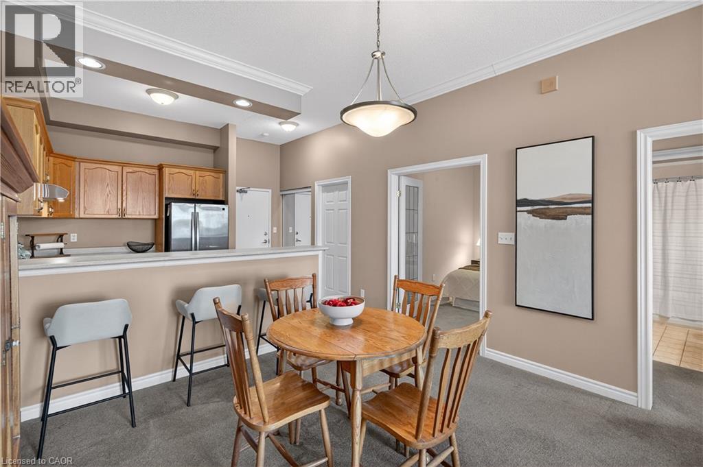 #320 262 DUNDAS Street E - 17
