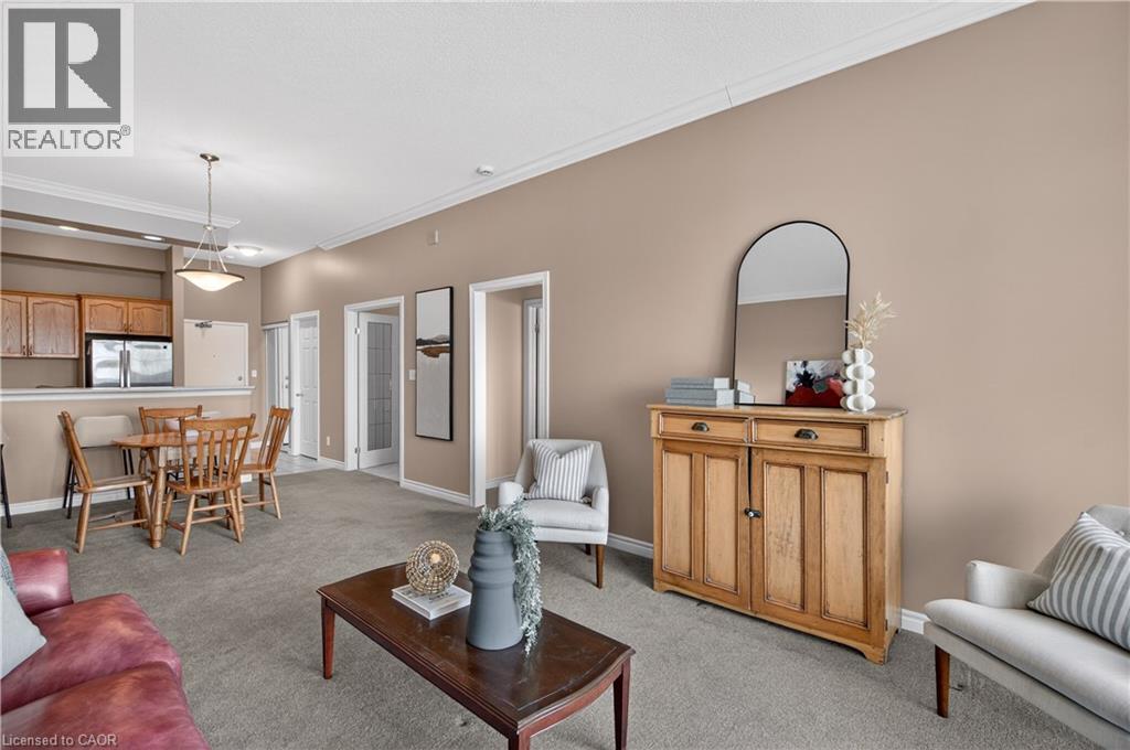 #320 262 DUNDAS Street E - 21