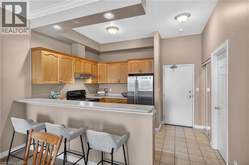 #320 262 DUNDAS Street E - 8