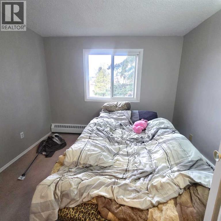 
          5611 9 Avenue
            <br/>
            <span>Edson</span>
            , 
            <span>AB</span>
             <span>T7E1R5</span>
         - Photo 8