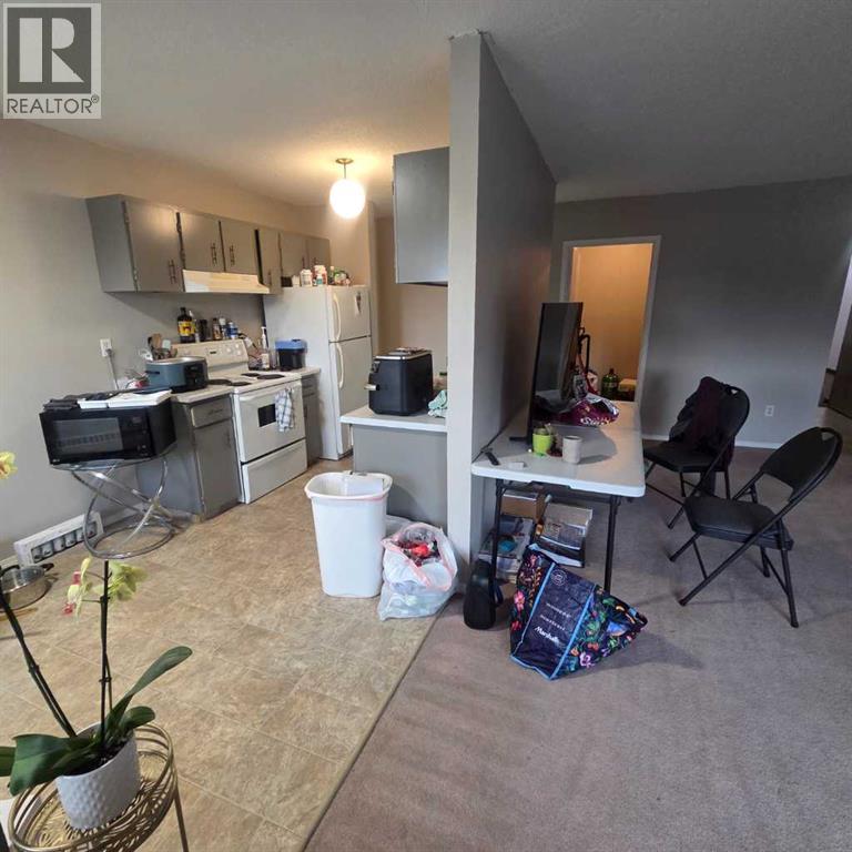 
          5611 9 Avenue
            <br/>
            <span>Edson</span>
            , 
            <span>AB</span>
             <span>T7E1R5</span>
         - Photo 24