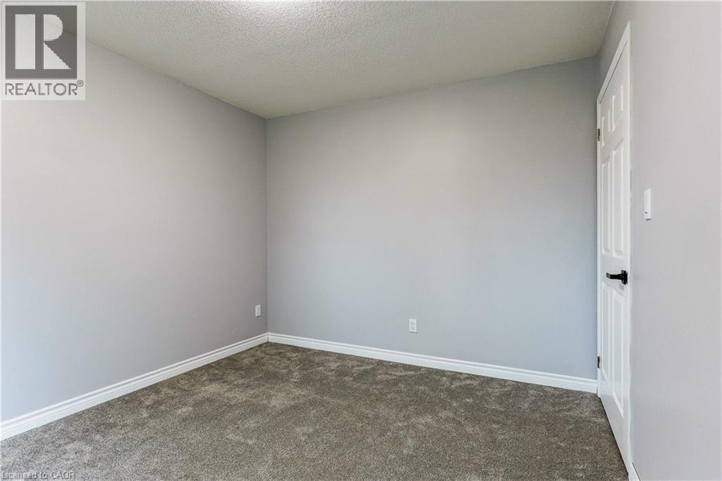 1030 COLBORNE Street E Unit# 20, Brantford, Ontario, N3S3T6 — Photo 21