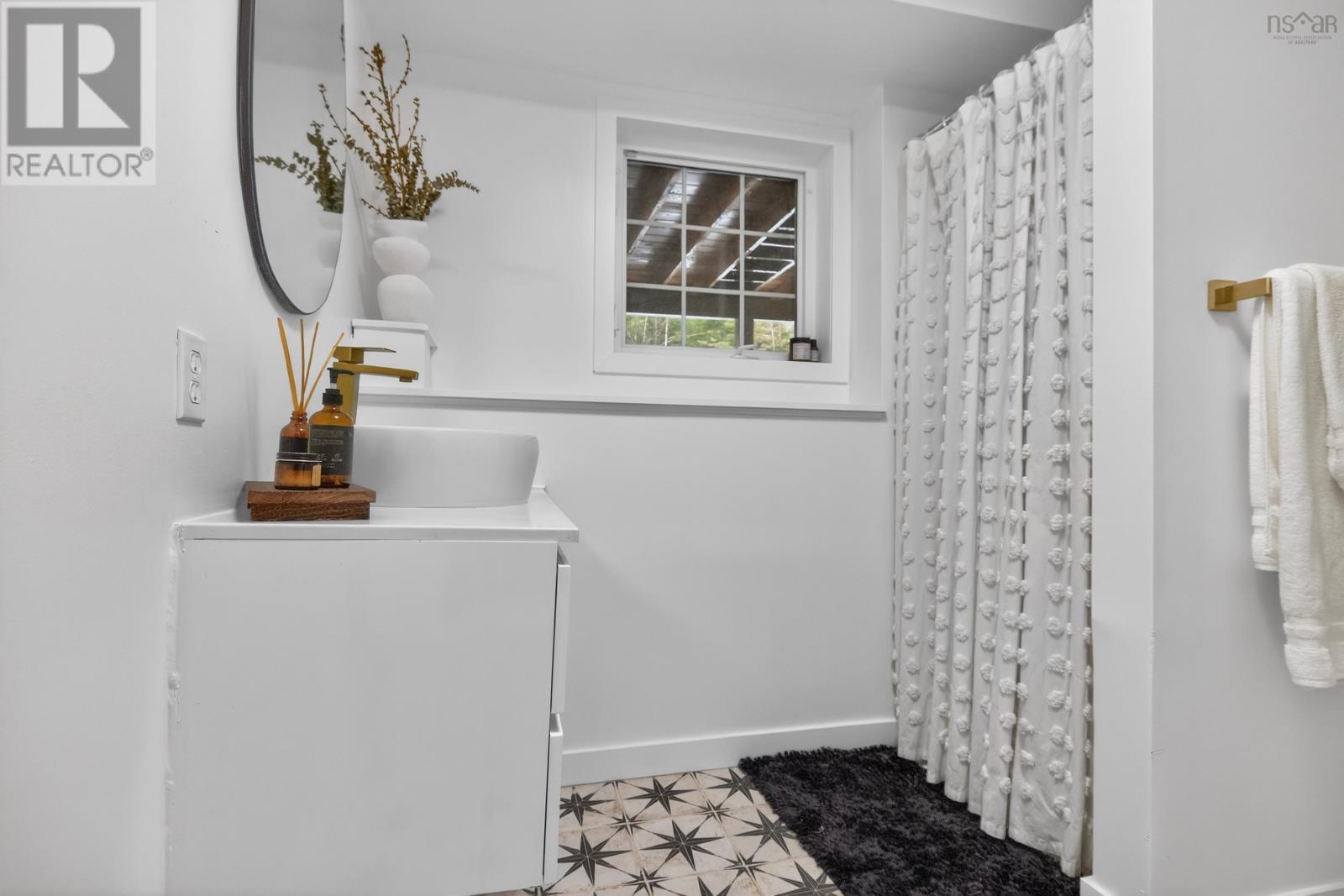 Property 34 of 51 of 38 Charles Mead Drive