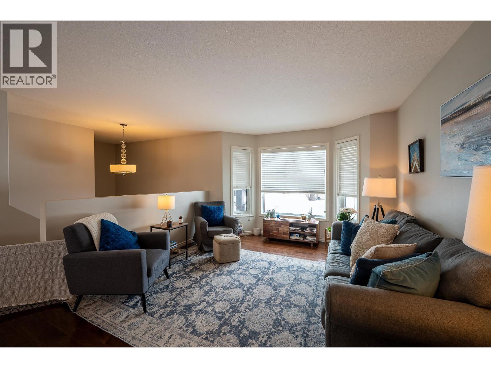 8711 113A AVENUE - 4