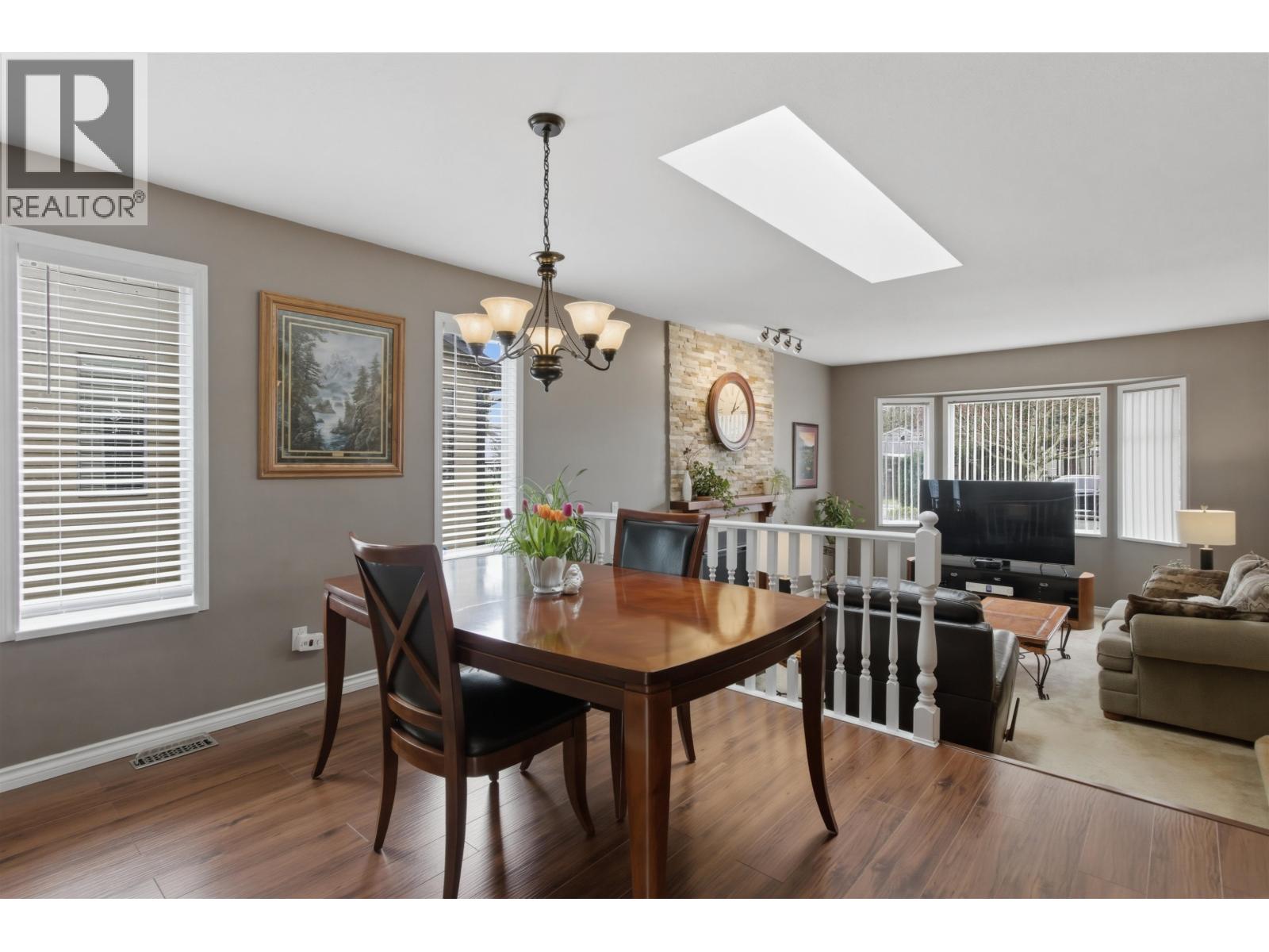 20492 WALNUT CRESCENT, Maple Ridge