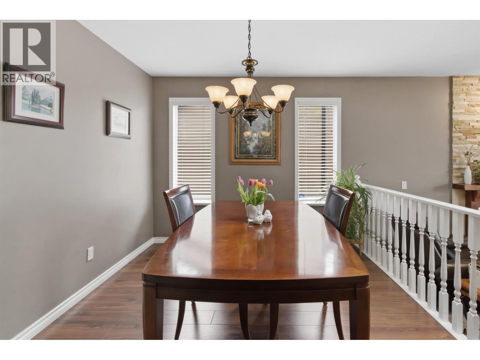 20492 WALNUT CRESCENT, Maple Ridge