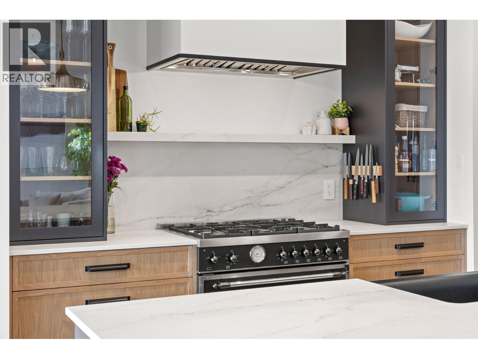  4266 Ladd Court, Kelowna