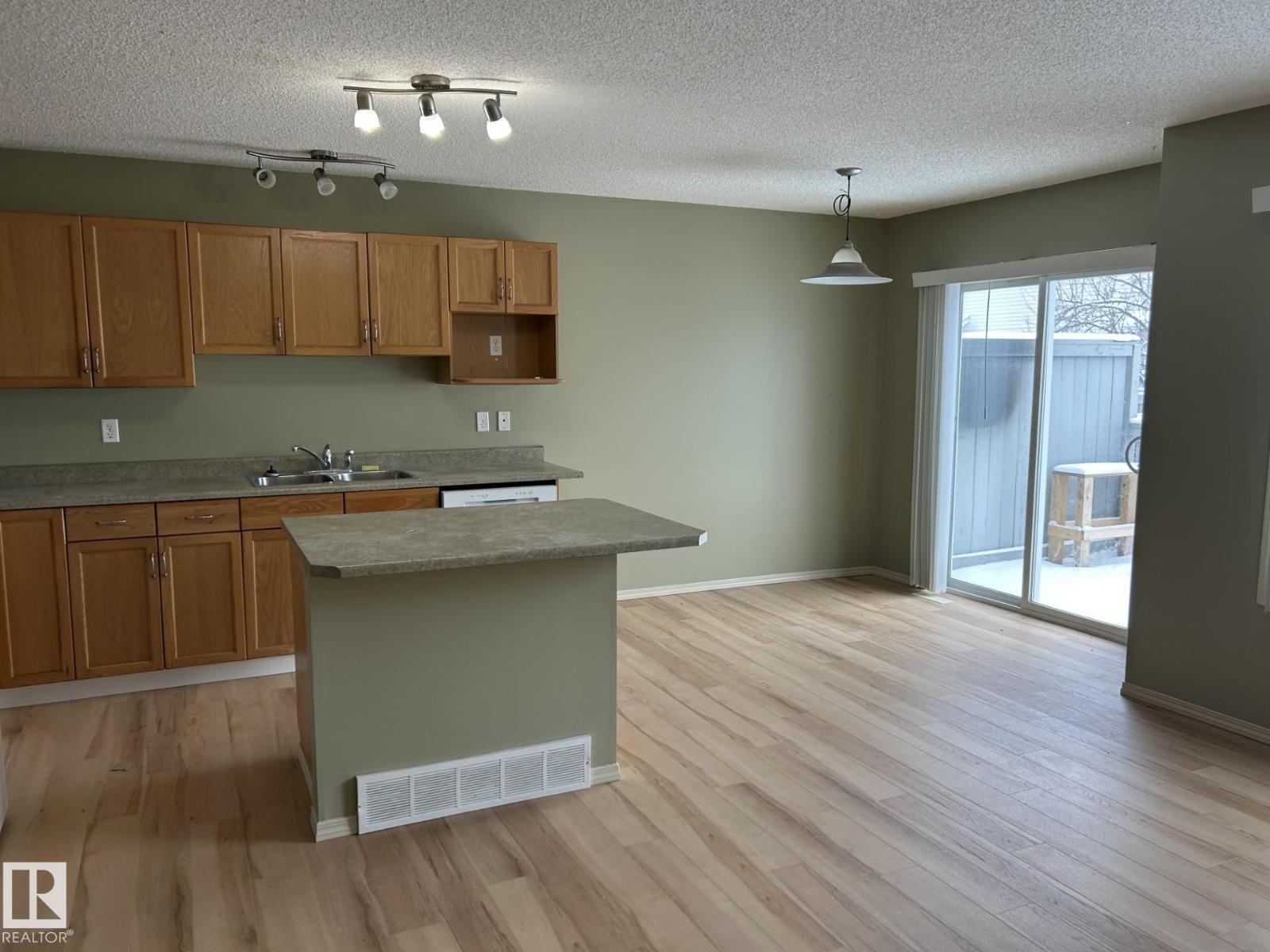 #112 4350 23 ST NW, Edmonton