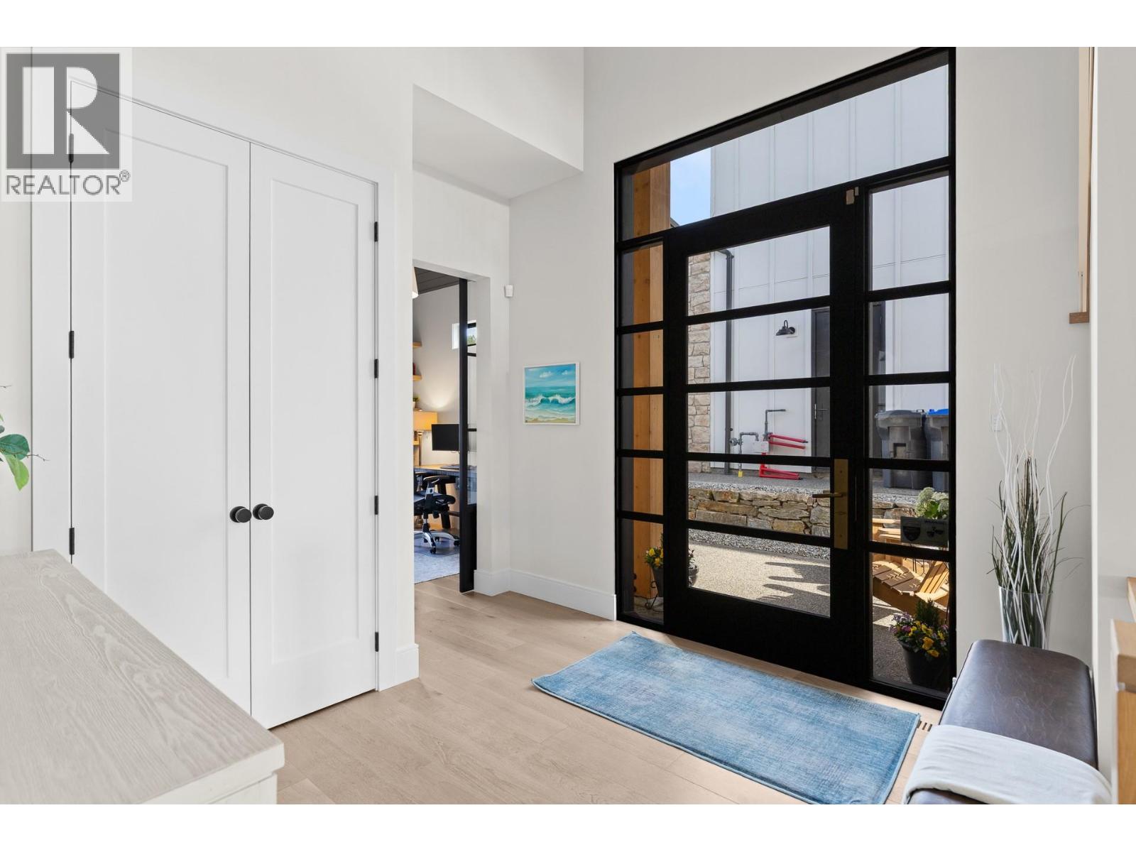  4266 Ladd Court, Kelowna