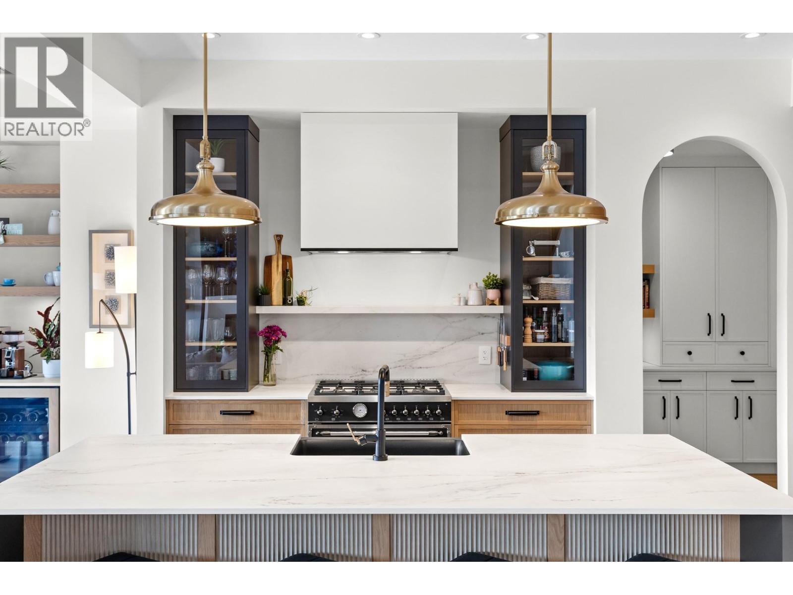  4266 Ladd Court, Kelowna