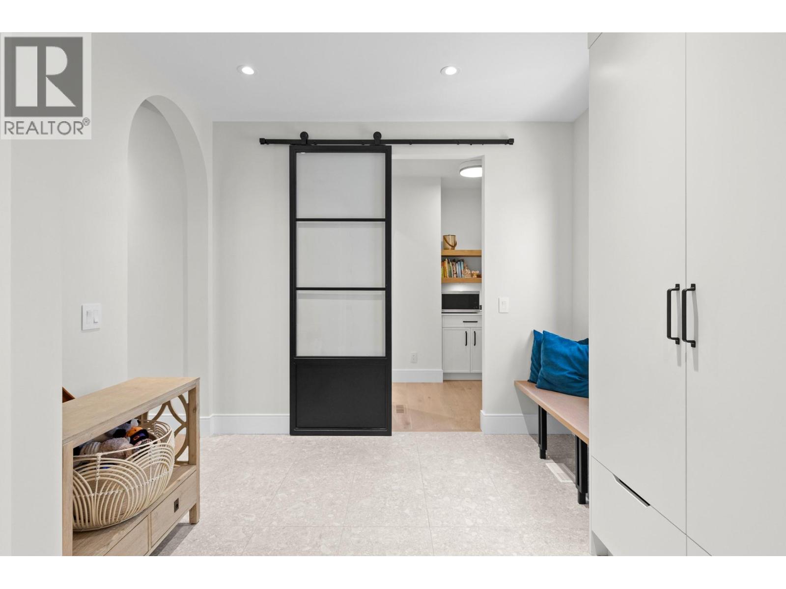  4266 Ladd Court, Kelowna