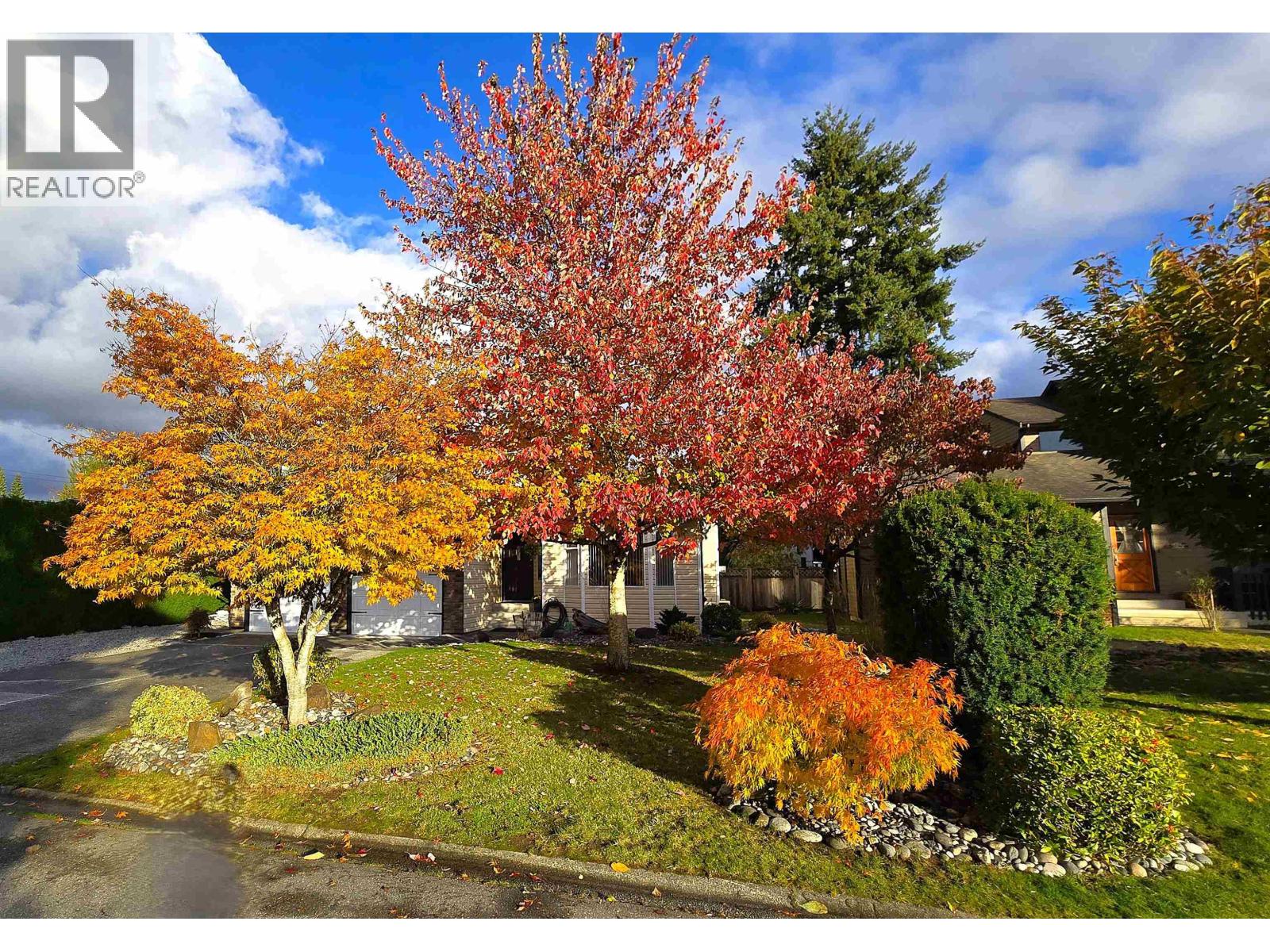 20492 WALNUT CRESCENT, Maple Ridge