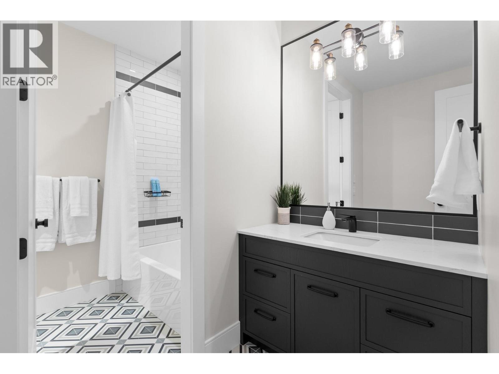  4266 Ladd Court, Kelowna