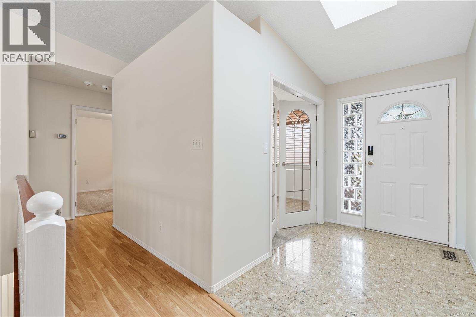 5735 MALIBU TERR - 12