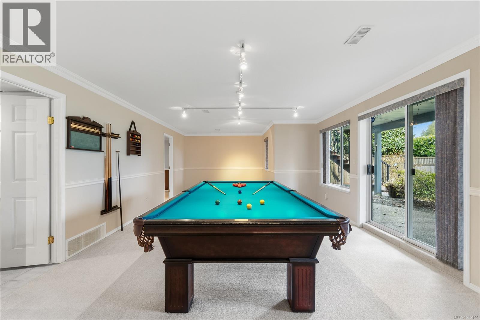 5735 MALIBU TERR - 21