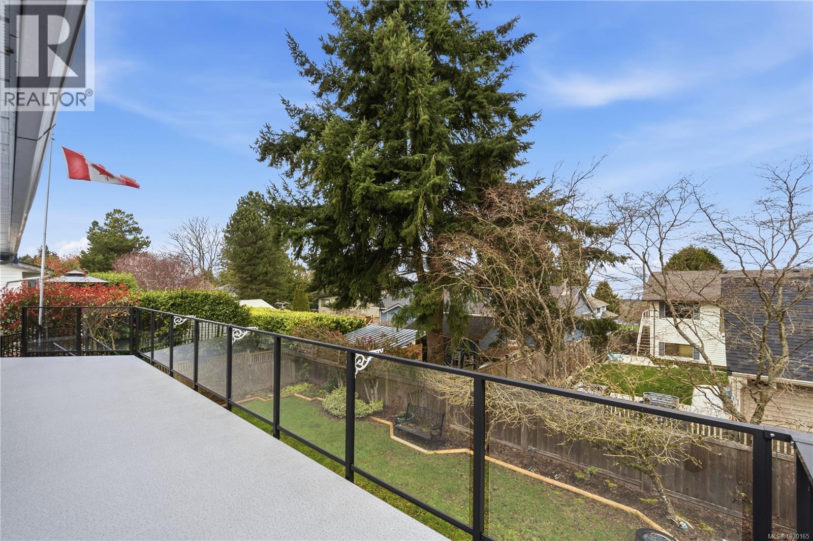 5735 MALIBU TERR - 28