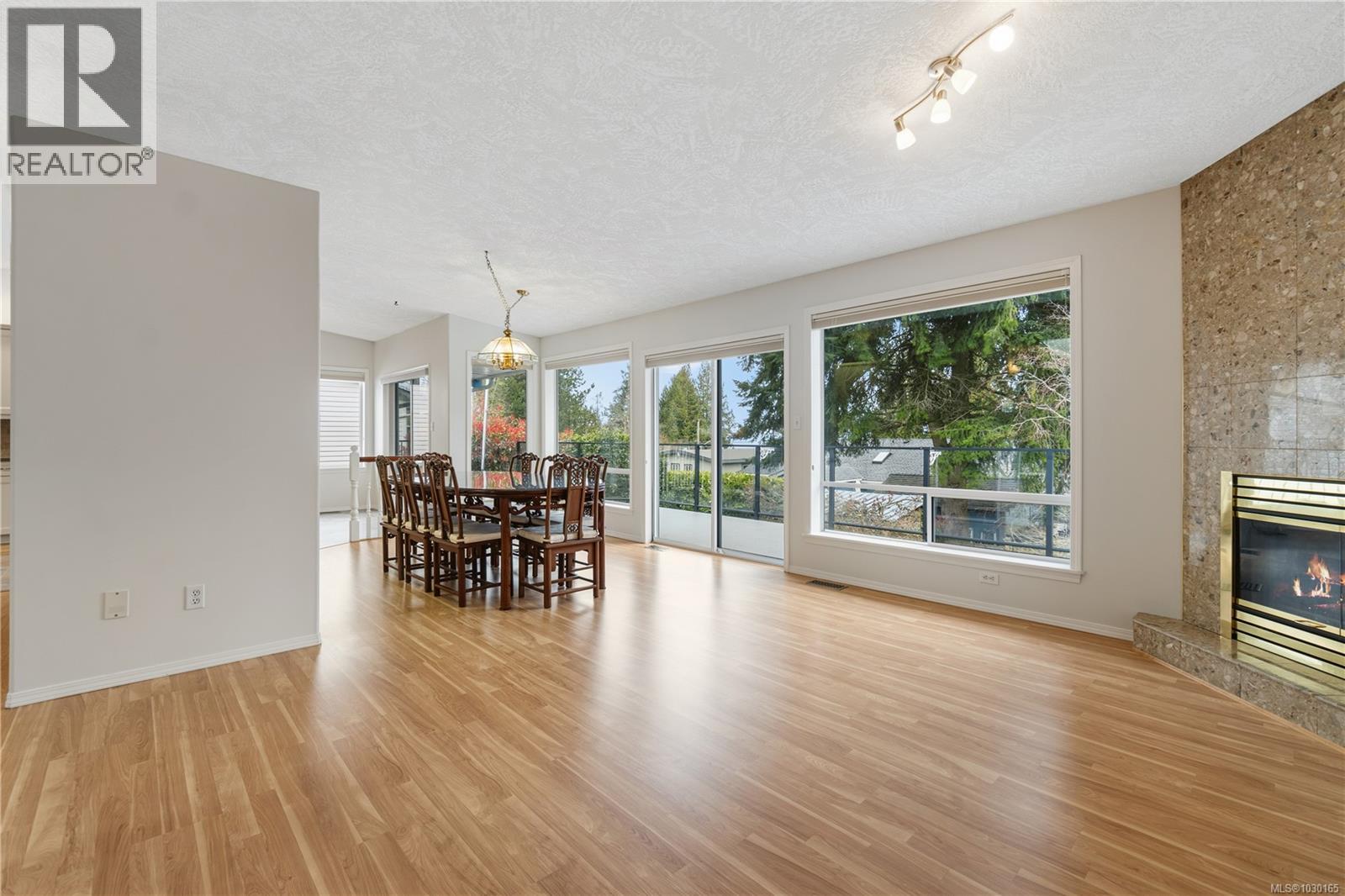 5735 MALIBU TERR - 8