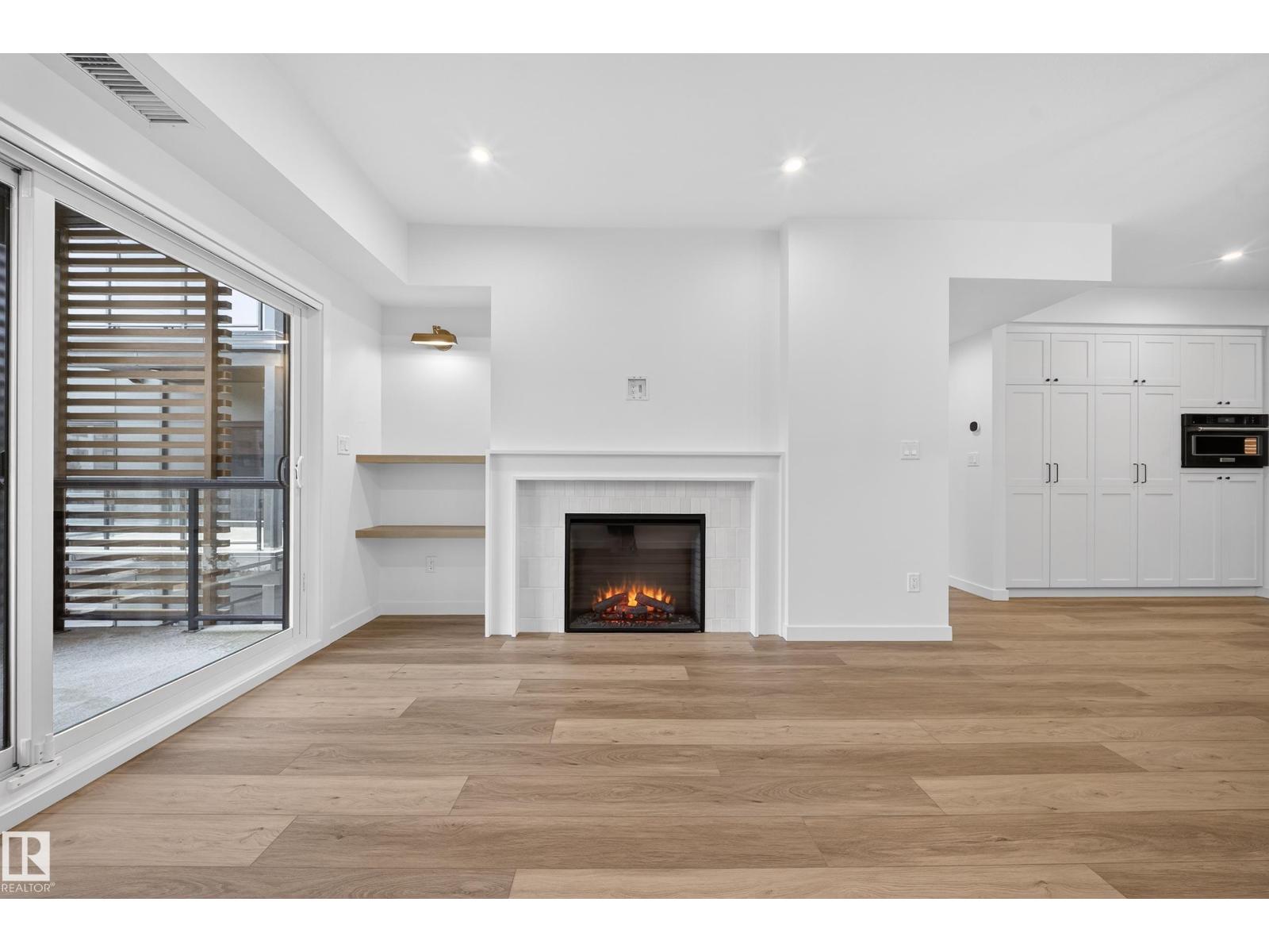 #301 7459 May CM NW, Edmonton