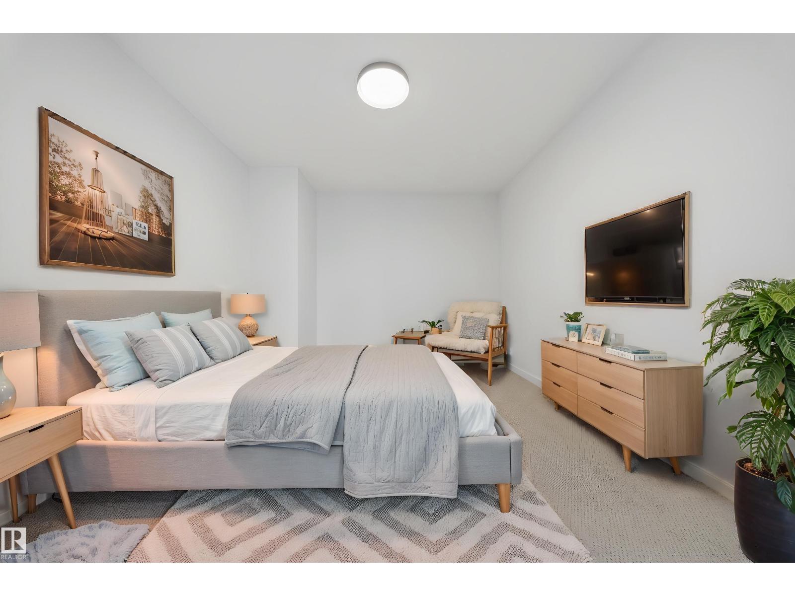 #301 7459 May CM NW, Edmonton