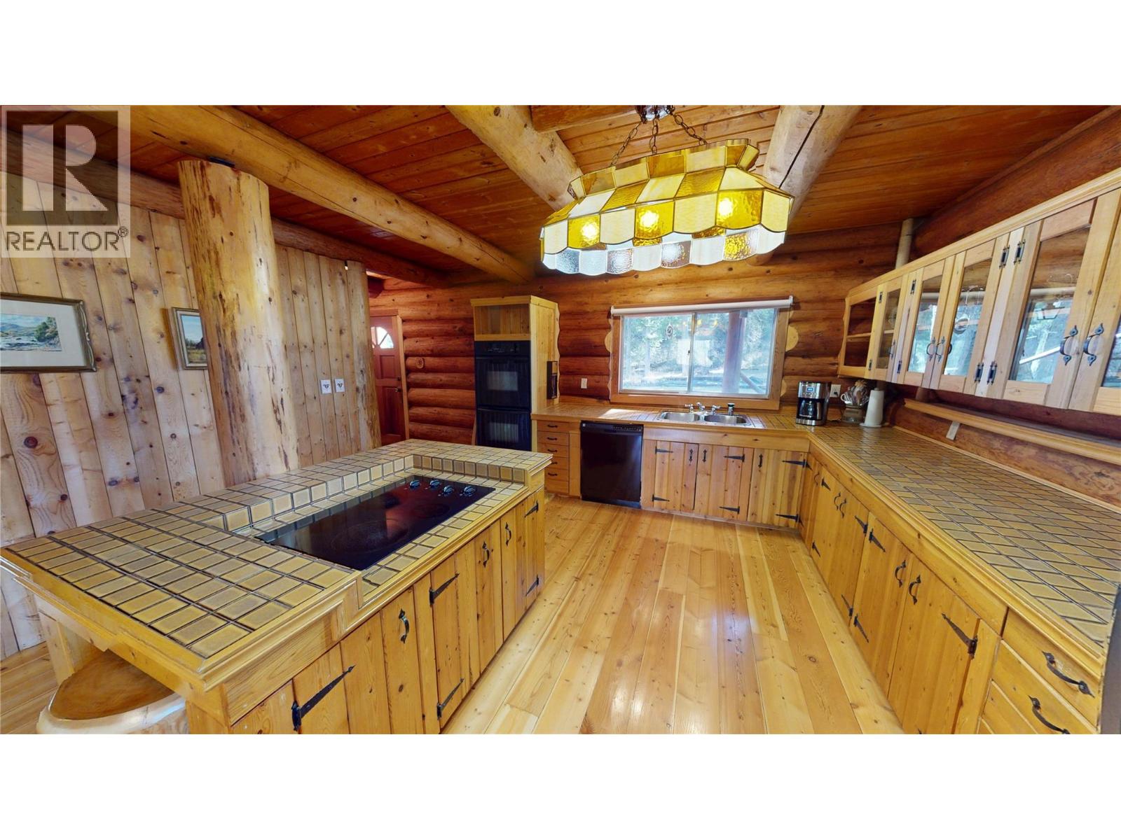 4892 Ogilvey Avenue - 4