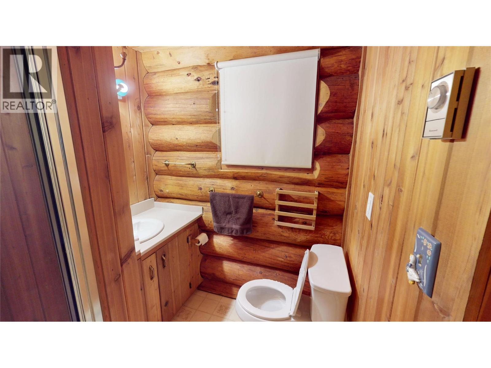 4892 Ogilvey Avenue - 8