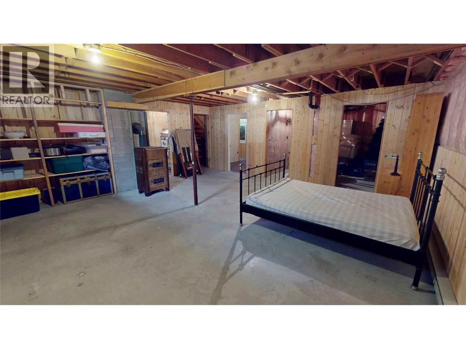 4892 Ogilvey Avenue, Fairmont Hot Springs