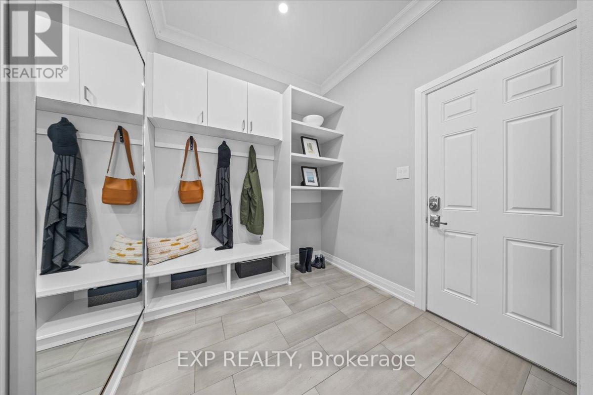 Images provided are to showcase builder finishes.