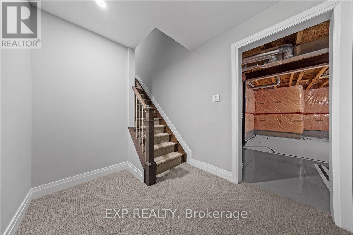 Images provided are to showcase builder finishes.