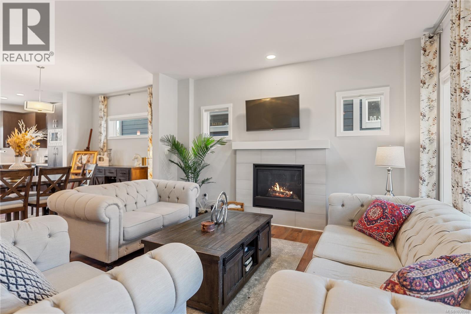 3380 Curlew St - 12