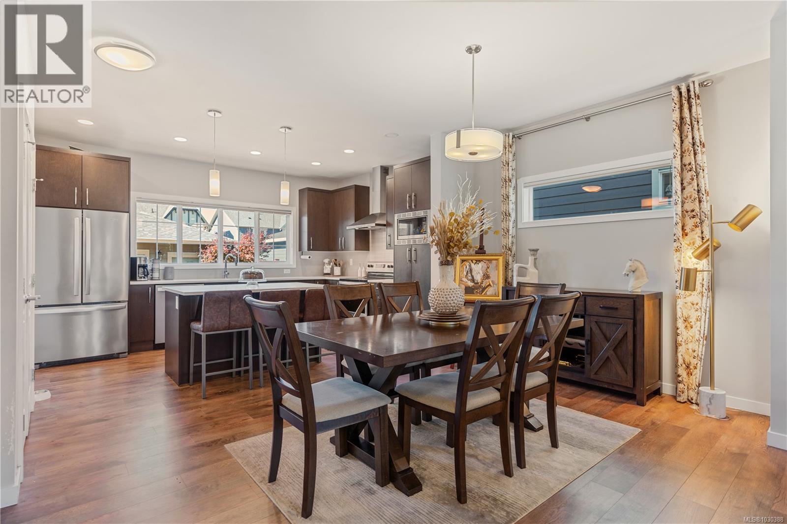 3380 Curlew St - 14