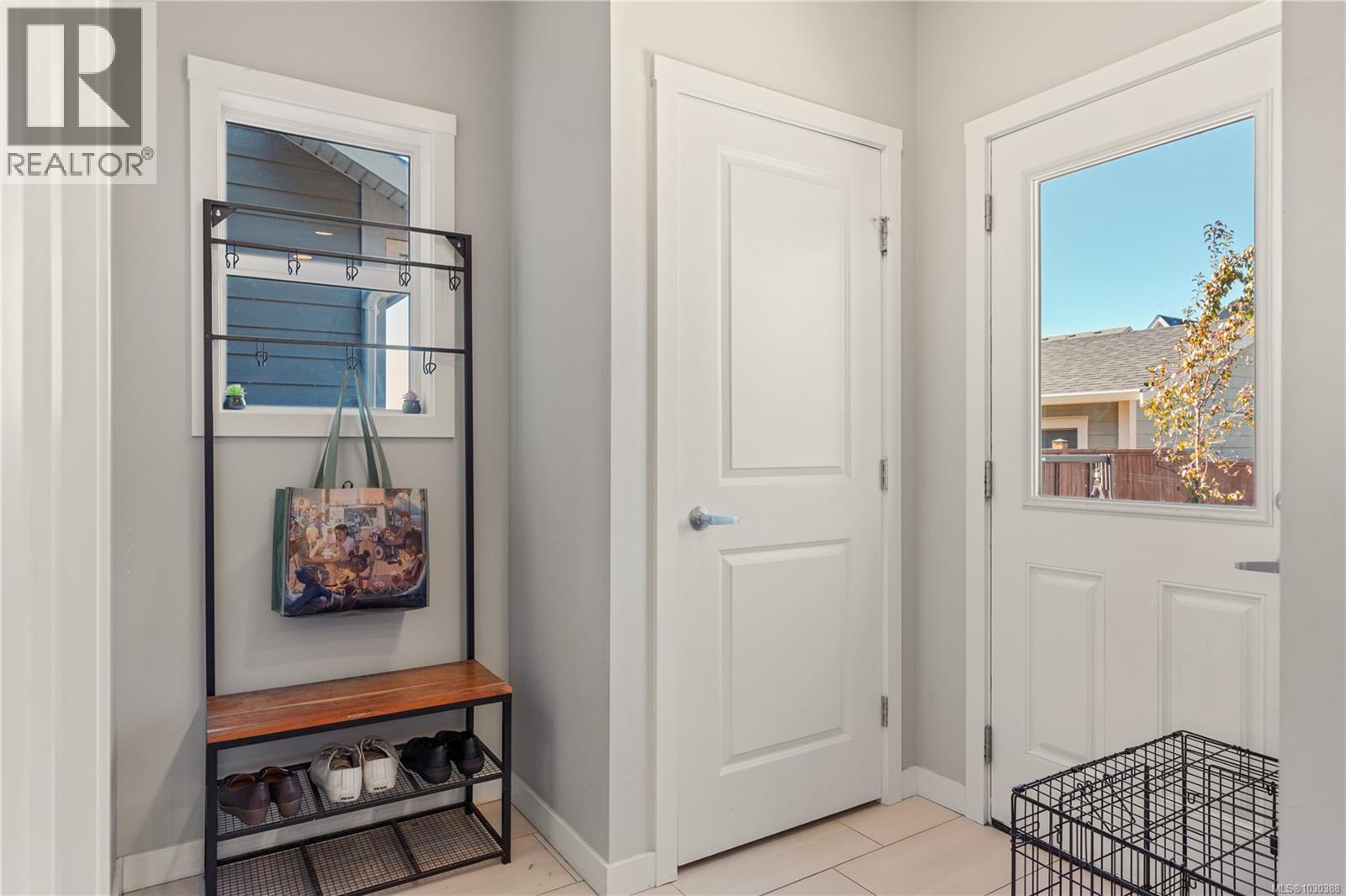 3380 Curlew St - 20