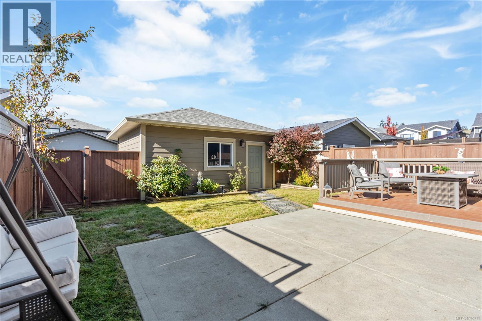 3380 Curlew St - 37
