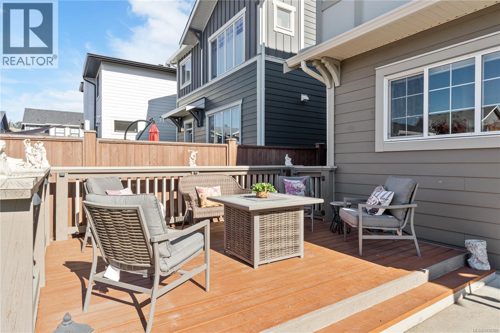 3380 Curlew St - 39
