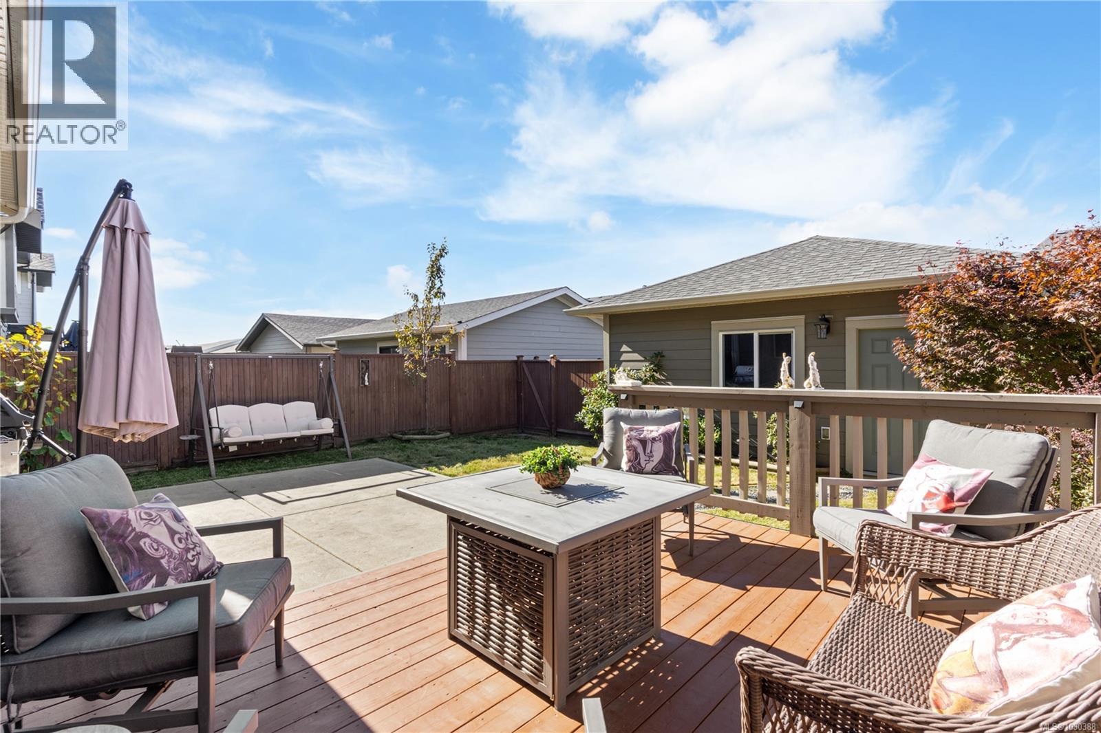 3380 Curlew St - 40