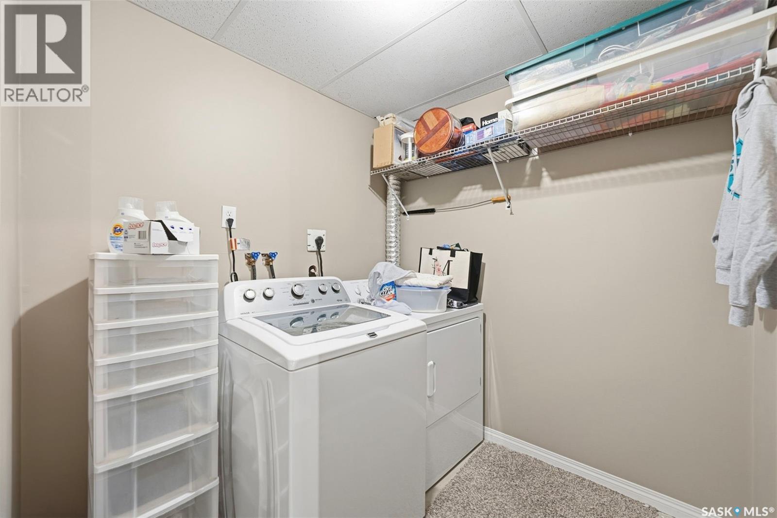 #15 111 FAIRBROTHER CRESCENT - 24