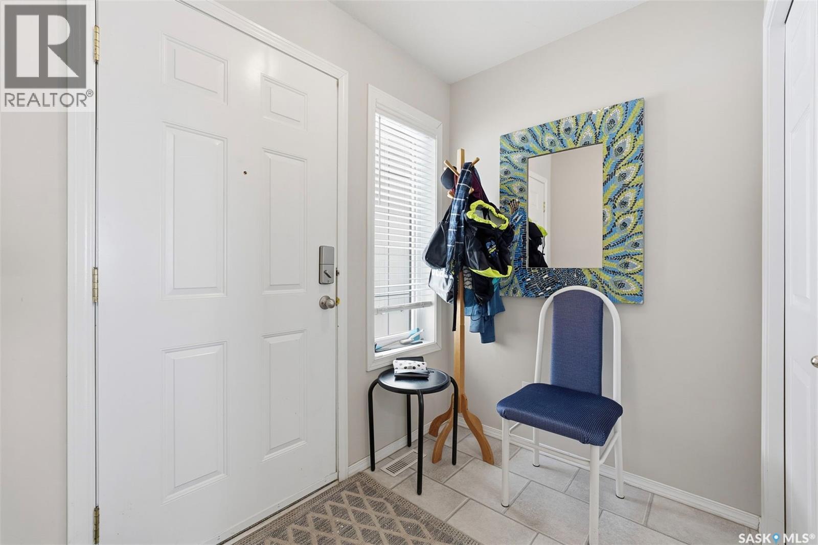 #15 111 FAIRBROTHER CRESCENT - 4