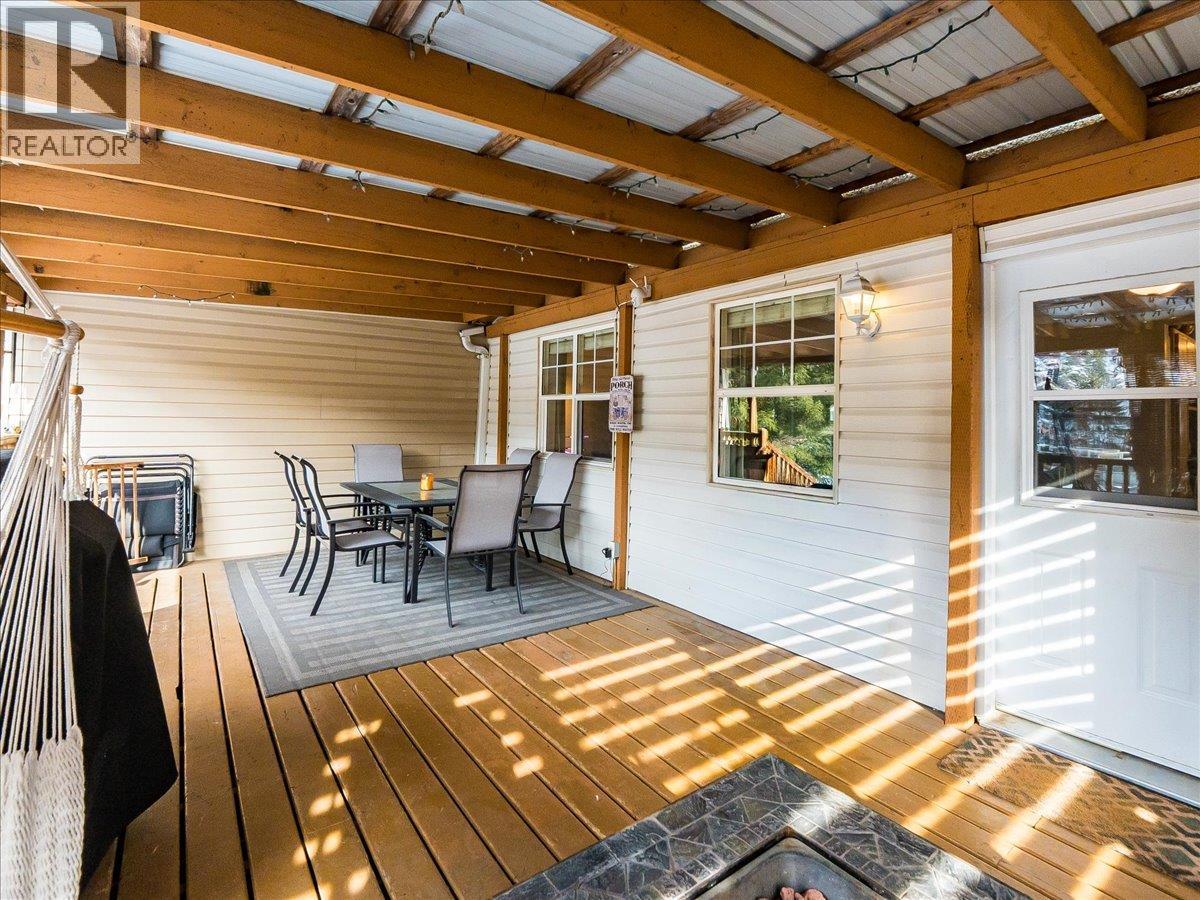 613 11th Avenue, Castlegar