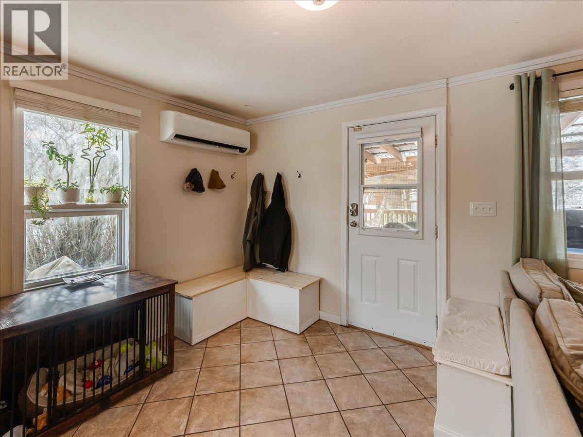 613 11th Avenue, Castlegar