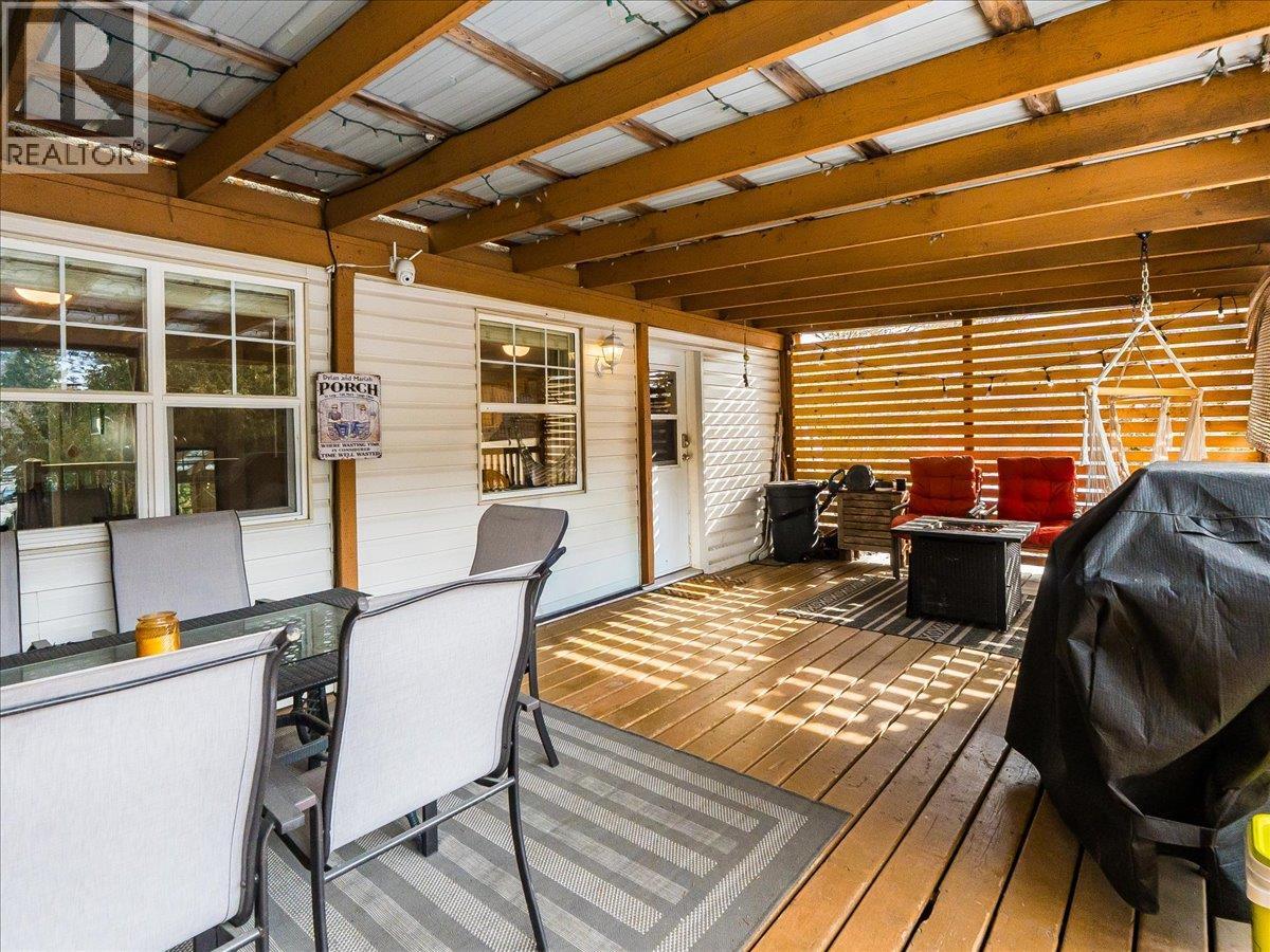 613 11th Avenue, Castlegar