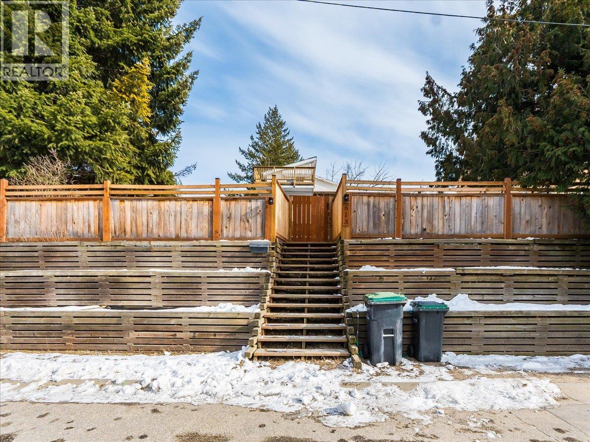 613 11th Avenue, Castlegar