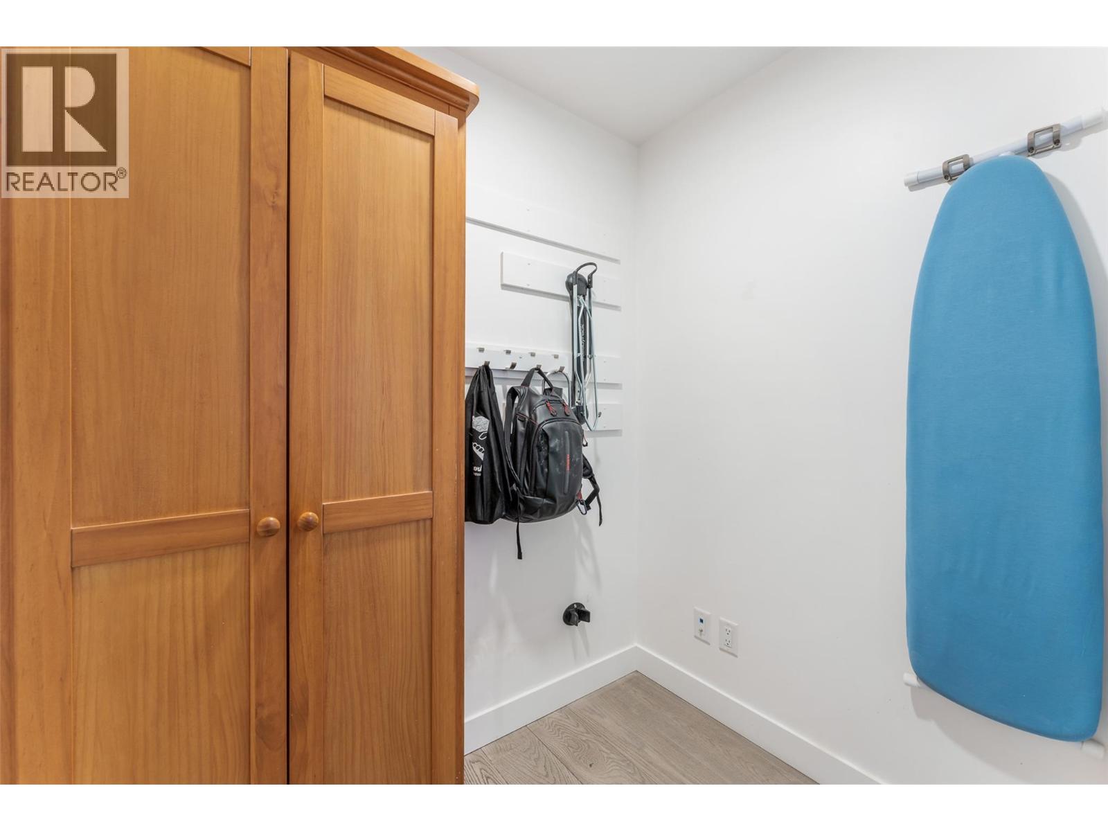 1151 Sunset Drive Unit# 1001, Kelowna