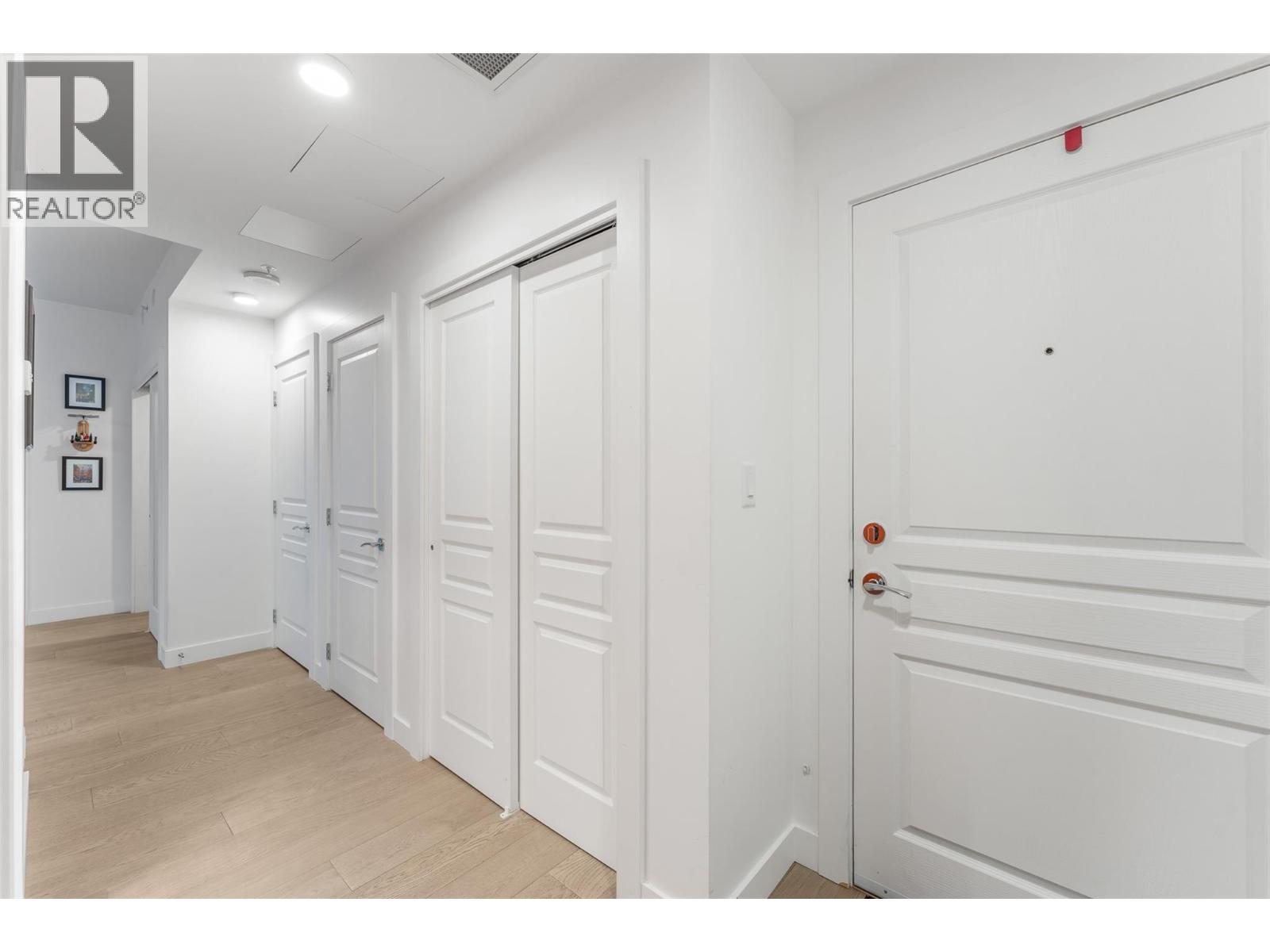 1151 Sunset Drive Unit# 1001, Kelowna