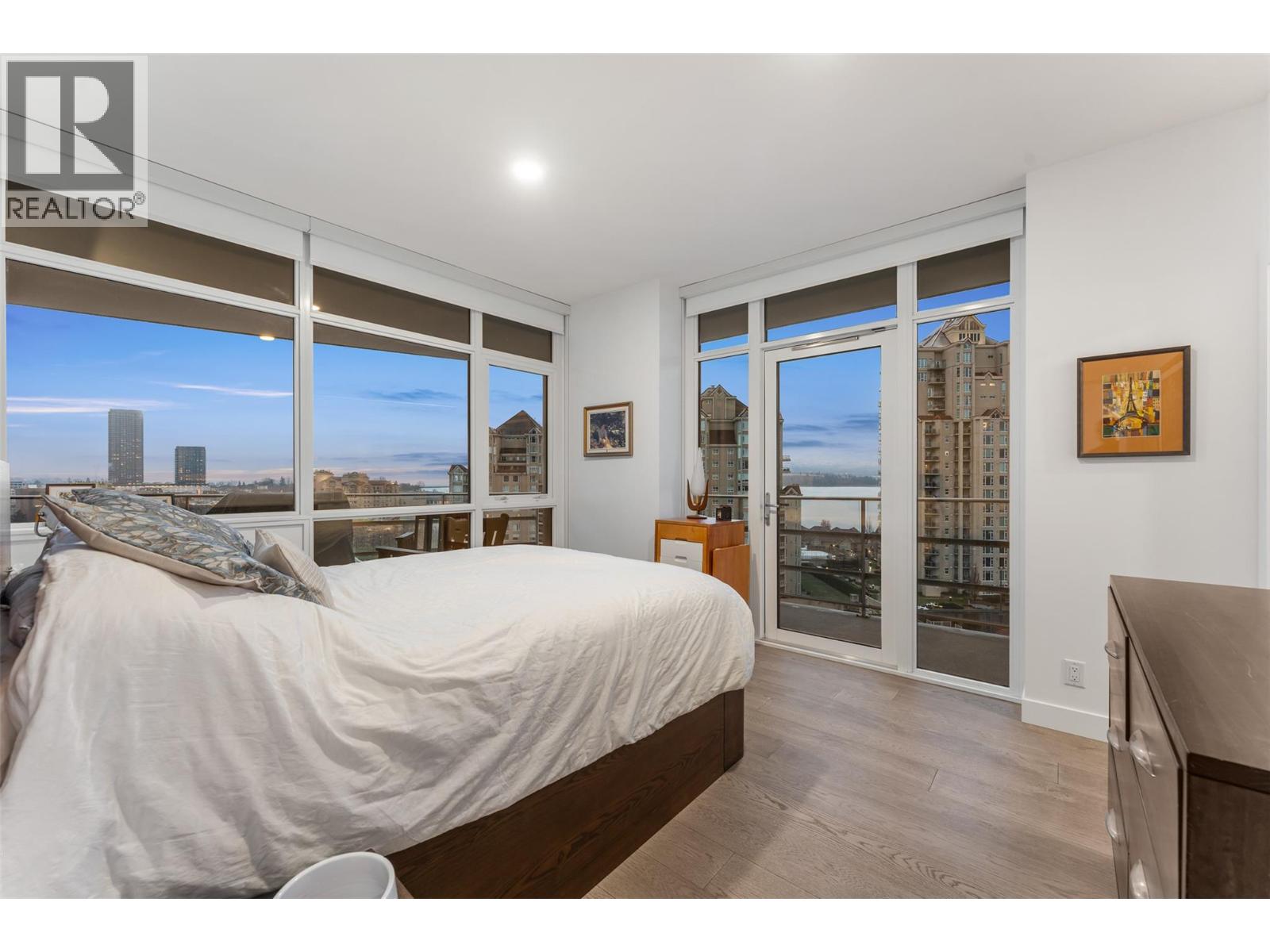 1151 Sunset Drive Unit# 1001, Kelowna