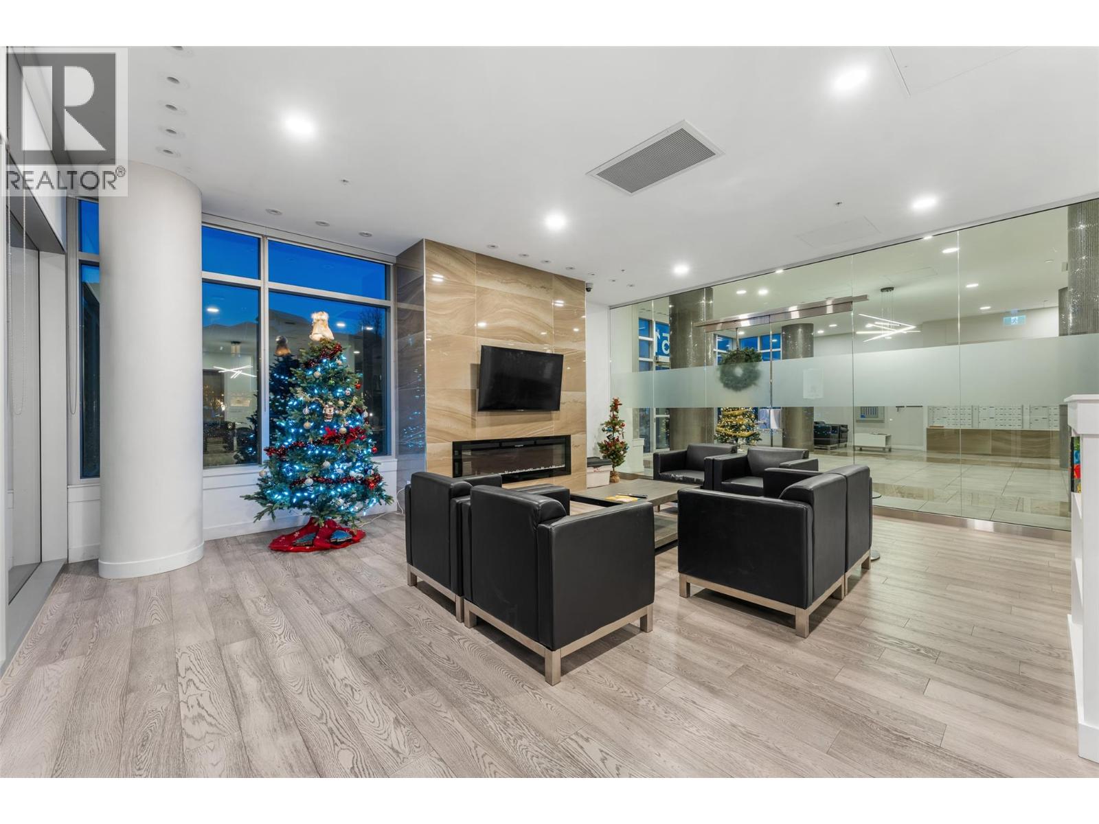 1151 Sunset Drive Unit# 1001, Kelowna
