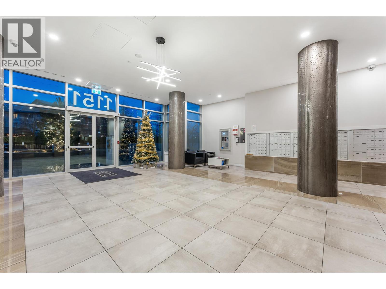 1151 Sunset Drive Unit# 1001, Kelowna